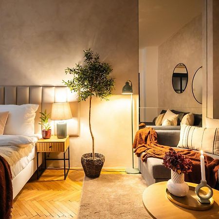 2Br 1,5Bath Chic City Suite Near Wenceslas Square Prag Eksteriør billede